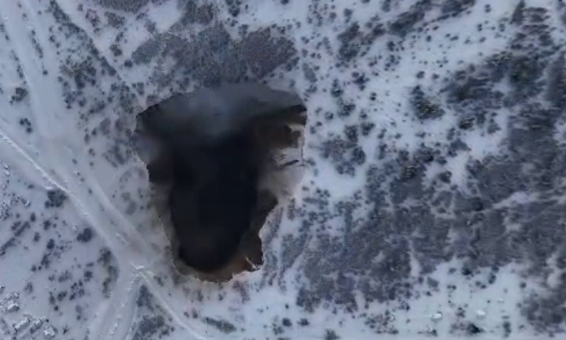 В Шерегеше открылась ещё одна гигантская воронка