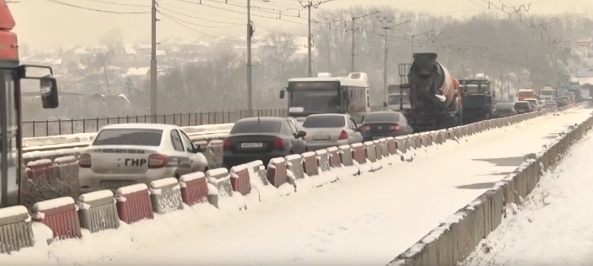 Мост замёрз: сроки открытия Запсибовского моста рискуют затянуться, снова