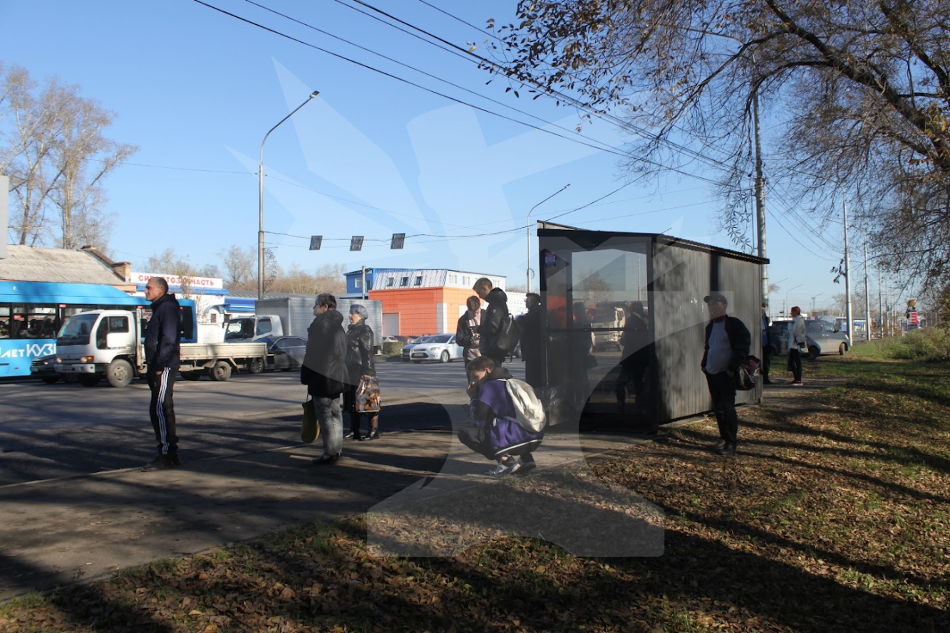Полгорода раком всё же поставили: единственный въезд в Дальнее Куйбышево оказался перекрыт
